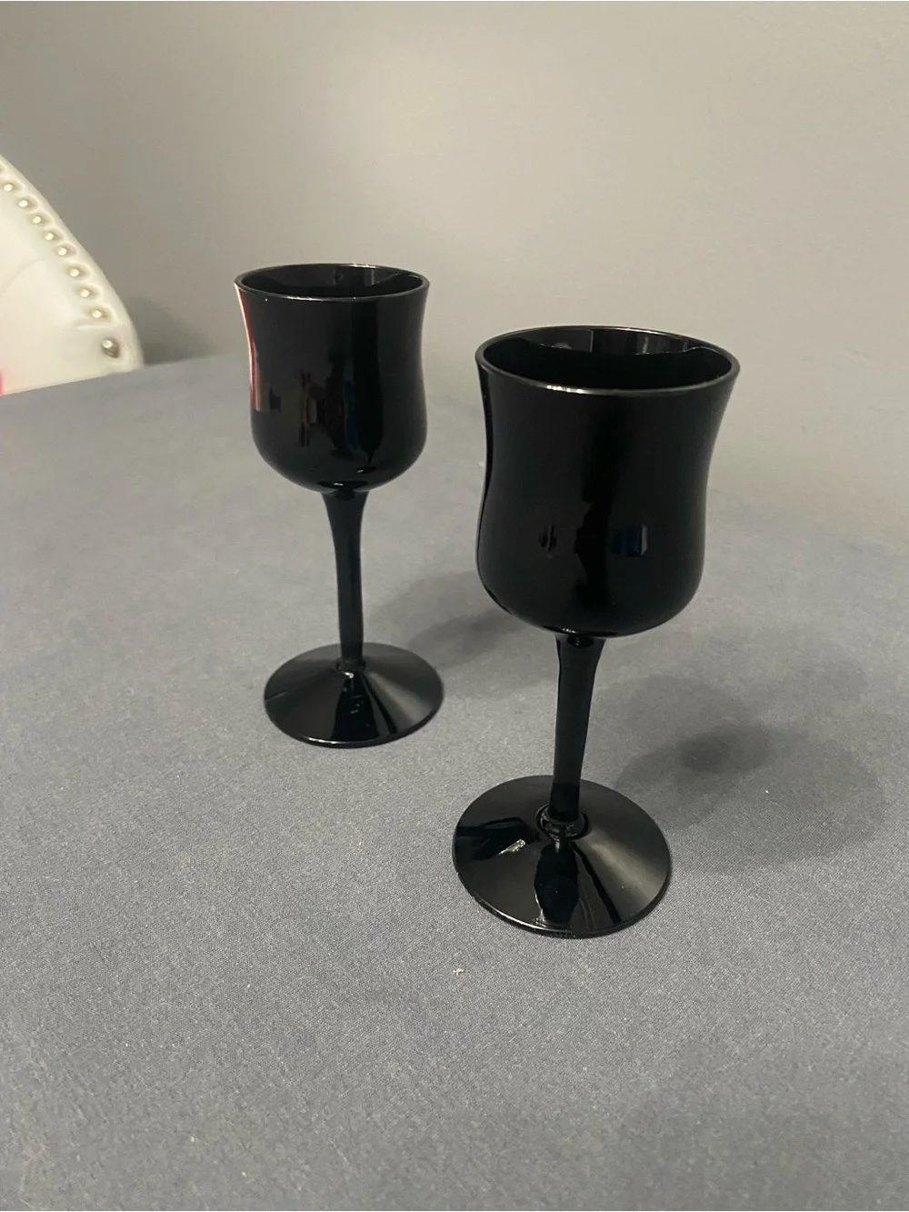 AMERICAN MANOR 2 ebony black glass cordial liqueur stemware amethyst MCM 1960-70